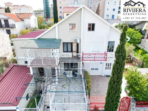 Prodaja, kuća, 180m², Radovići, Tivat - image 1