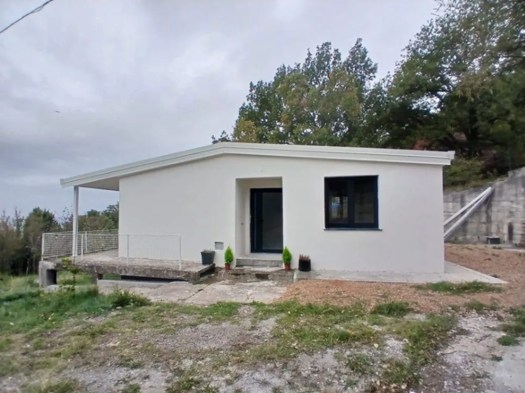 Prodaja, kuća, 70m², Zagrađe, Bar