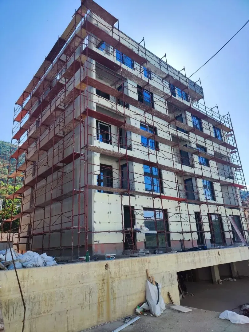 Prodaja, jednosoban stan, 80m², Centar, Tivat