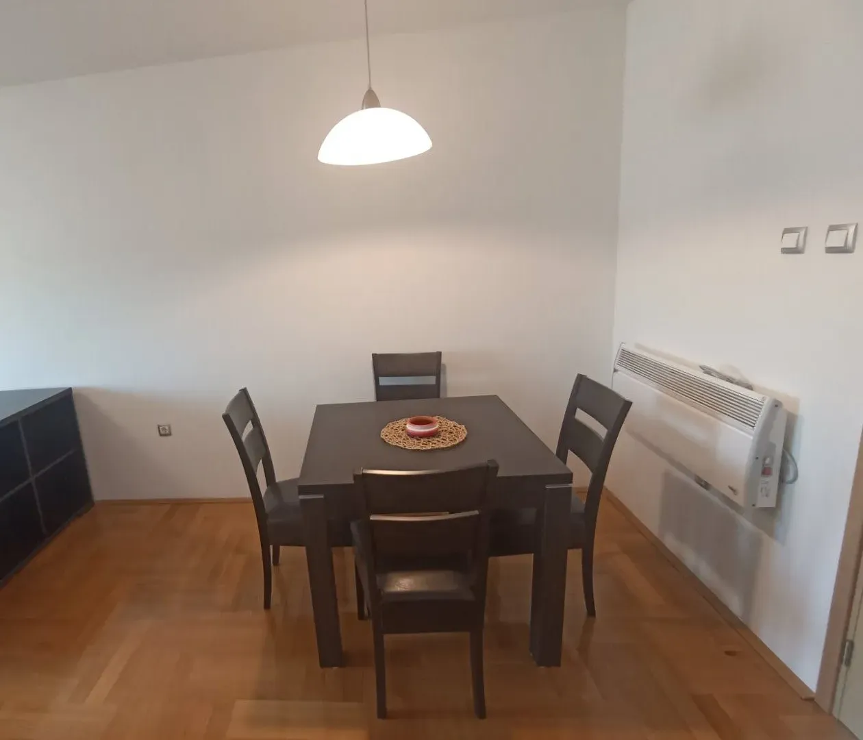 Izdavanje, jednosoban stan, 52m², Preko Morače, Podgorica
