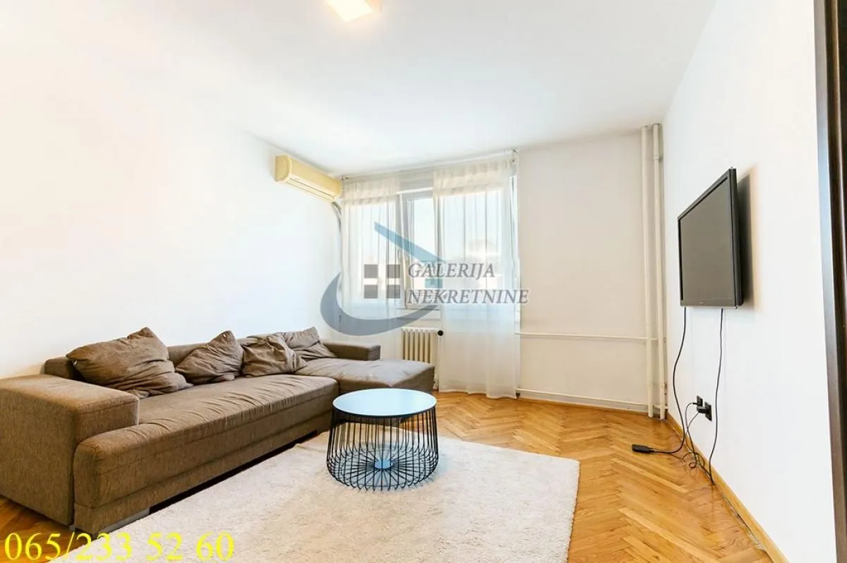 Prodaja, trosoban stan, 68m², Stari Grad, Beograd
