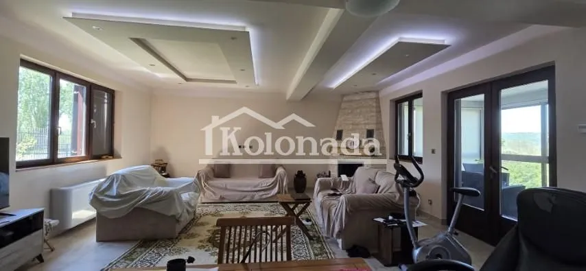 Prodaja, kuća, 325m², Sopot, Beograd