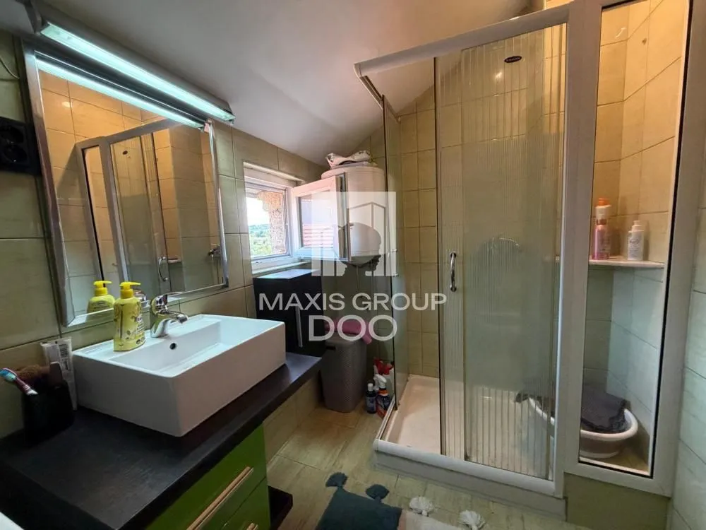 Rent, two bedroom apartment, 64m², Južni Bulevar, Vračar Sve Podlokacije