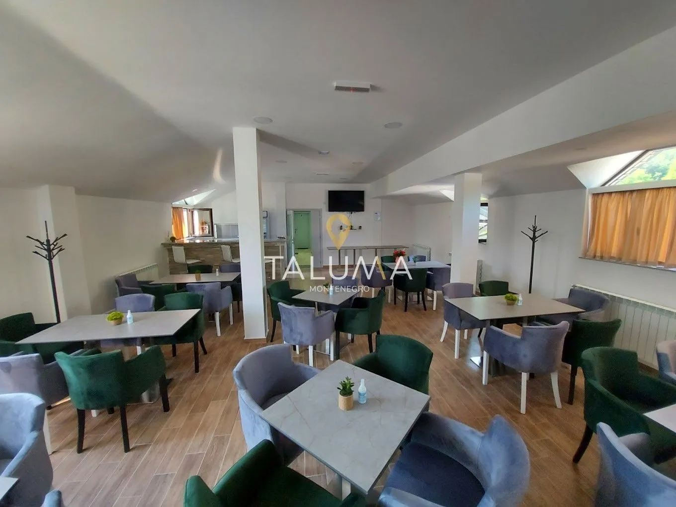 Sale, office space, 460m², Murino, Plav