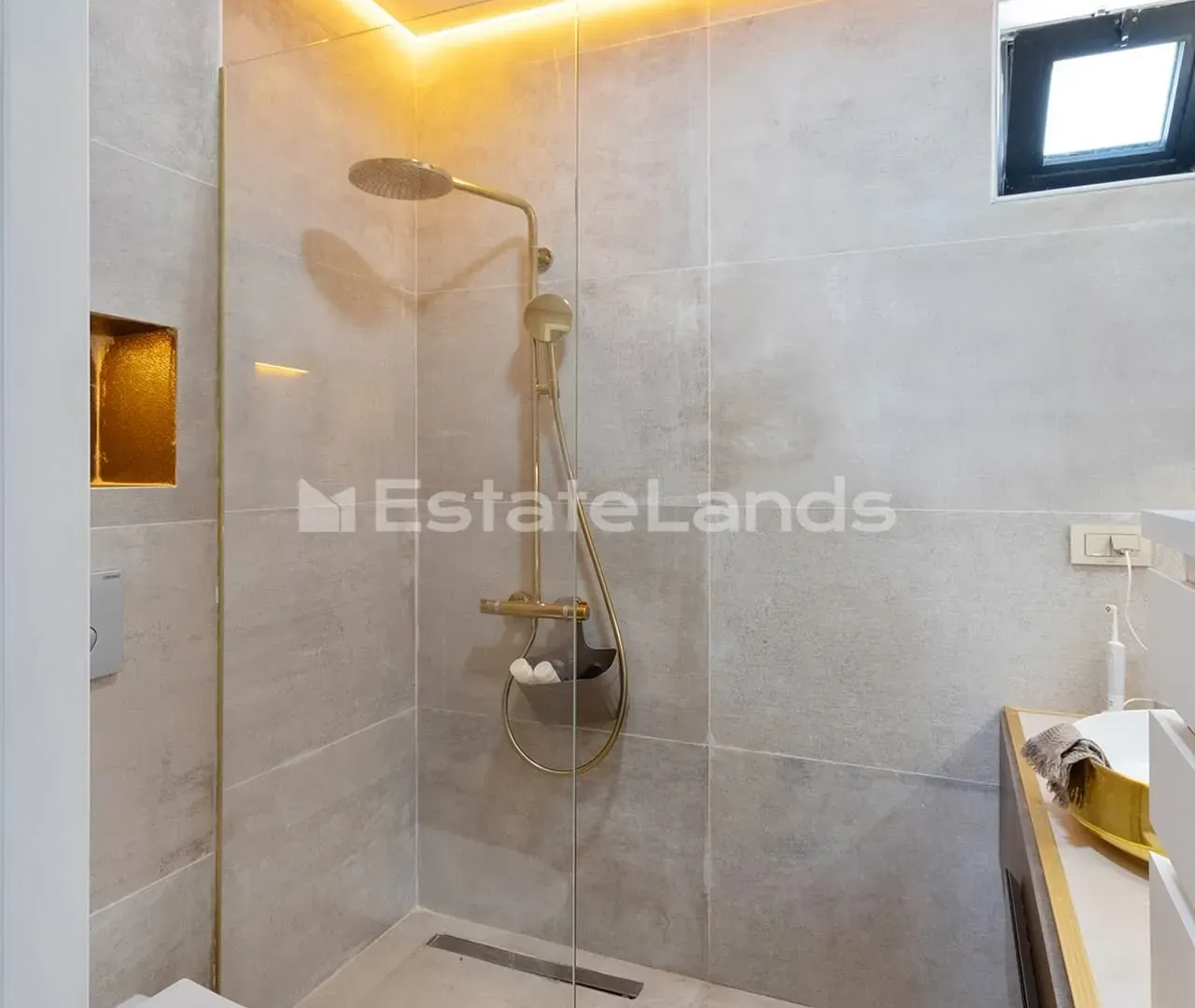 Prodaja, dvosoban stan, 45m², Kava, Tivat