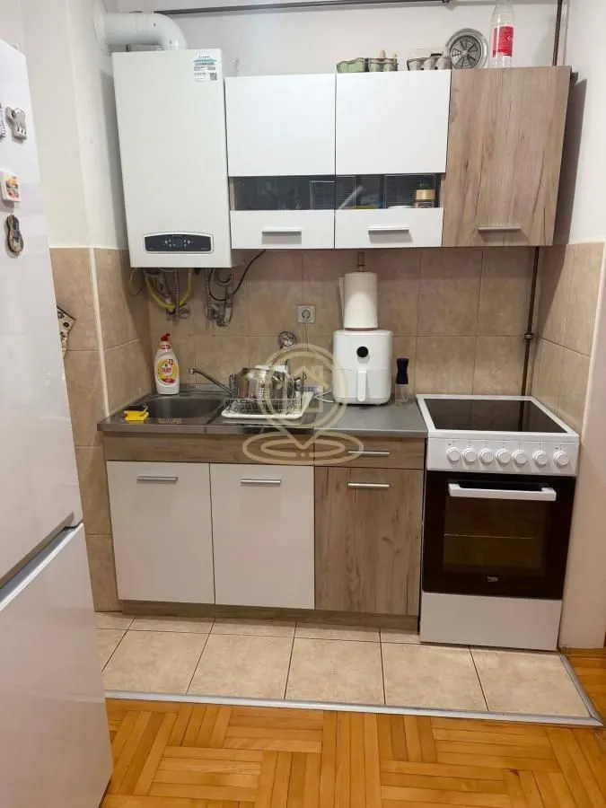 Prodaja, dvosoban stan, 58m², Pantelej, Niš
