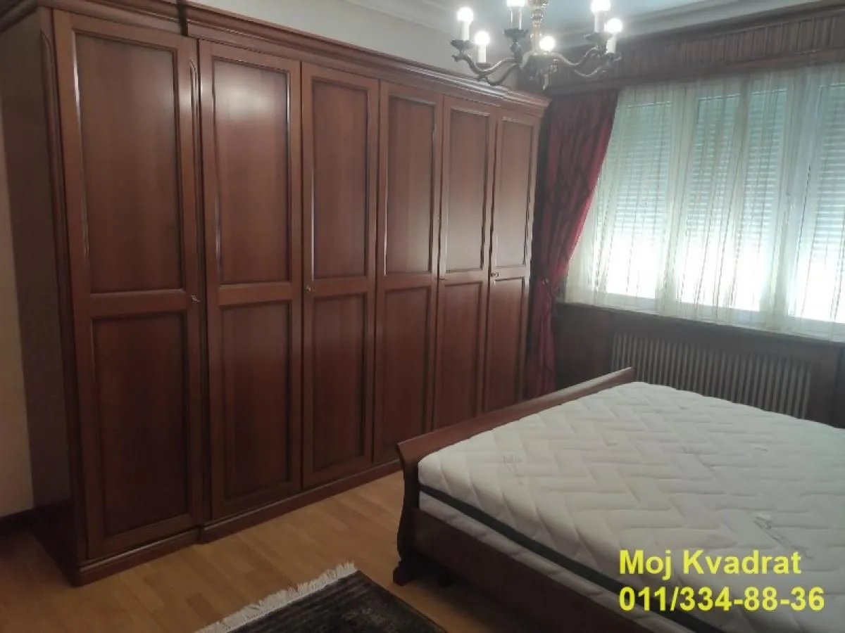 Izdavanje, dvosoban stan, 80m², Stari Grad, Beograd