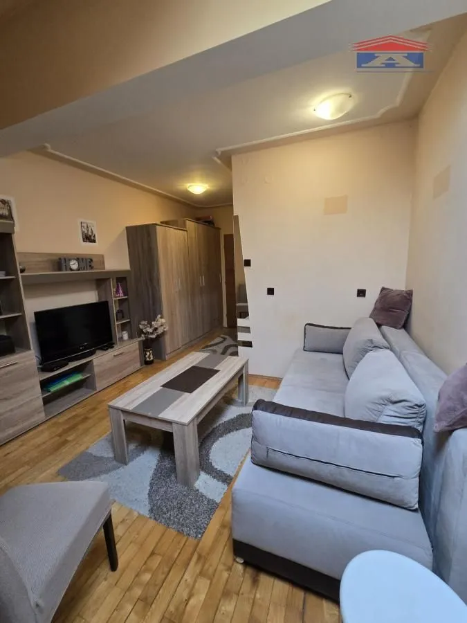 Izdavanje, garsonjera, 20m², Nova Detelinara, Novi Sad Sve Podlokacije