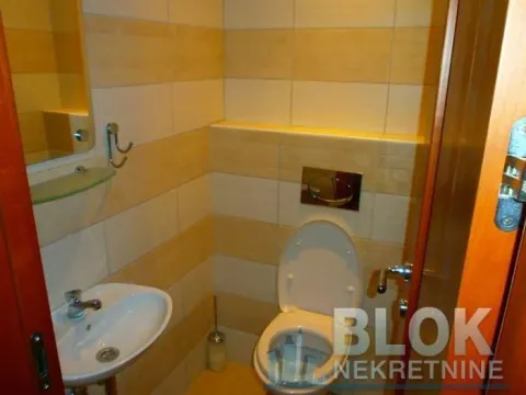 Sale, two bedroom apartment, 142m², Centar, Podgorica - image 10