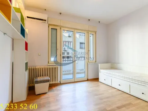 Prodaja, četvorosoban stan, 105m², Vračar Sve Podlokacije, Beograd - image 9