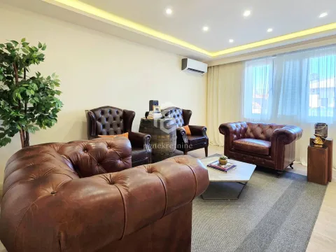 Izdavanje, trosoban stan, 120m², Konik, Podgorica - image 7