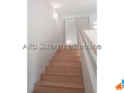 Rent, four bedroom apartment, 170m², Kalenić Pijaca, Vračar Sve Podlokacije - image 13