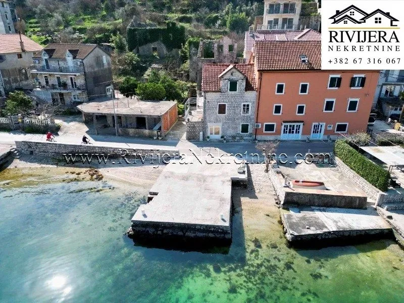 Prodaja, kuća, 220m², Stoliv, Kotor