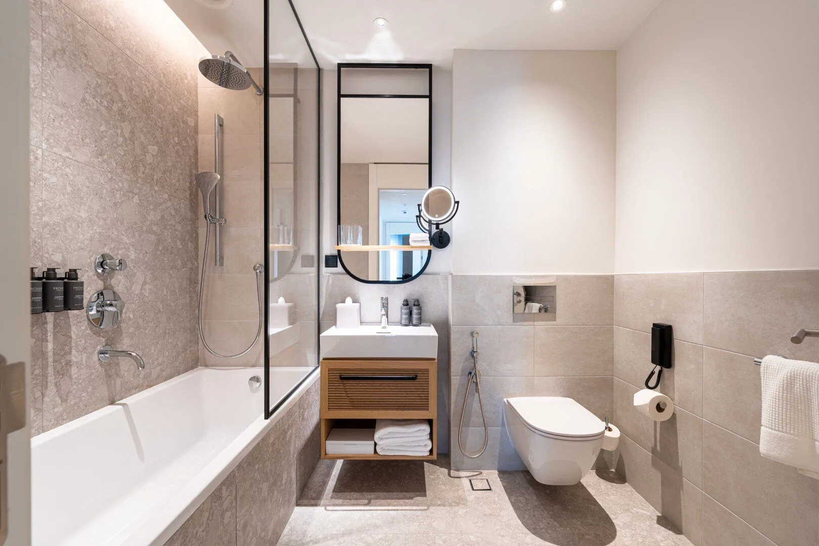 Prodaja, dvosoban stan, 90m², Porto Montenegro, Tivat