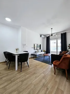 Rent, one bedroom apartment, 78m², Centar, Budva - image 1