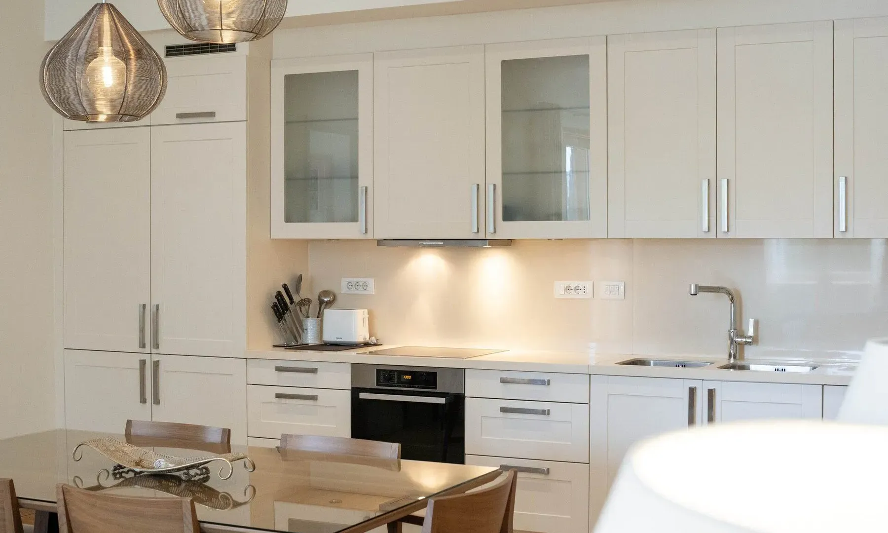 Izdavanje, dvosoban stan, 131m², Porto Montenegro, Tivat