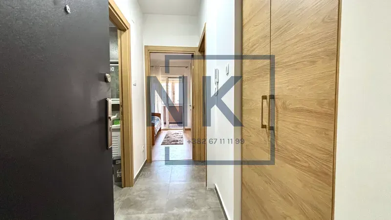 Izdavanje, jednosoban stan, 42m², Pobrežje, Podgorica