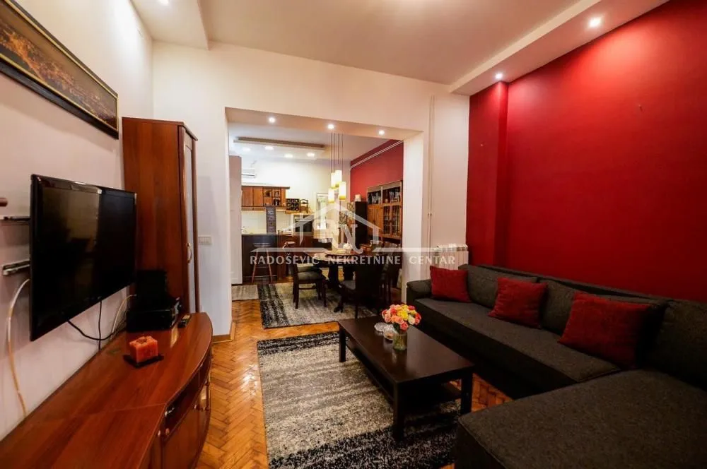 Sale, three bedroom apartment, 86m², Vračar Centar, Vračar Sve Podlokacije