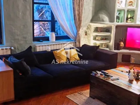 Izdavanje, kuća, 367m², Jajinci, Voždovac Sve Podlokacije - image 38