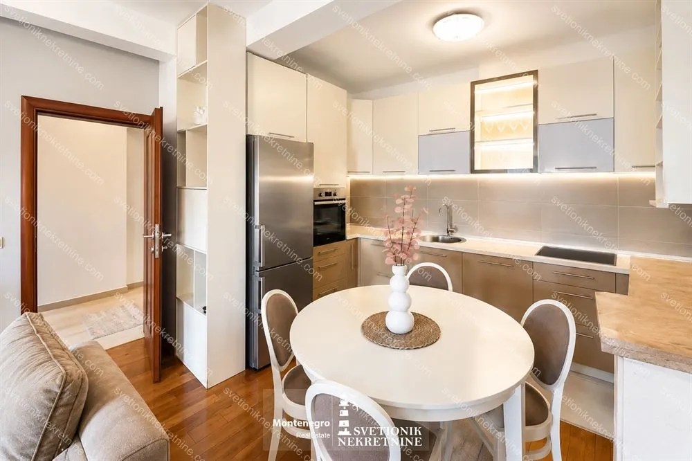Prodaja, jednosoban stan, 64m², Topla, Herceg Novi