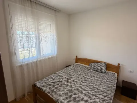 Rent, one bedroom apartment, 42m², Zabjelo, Podgorica - image 10