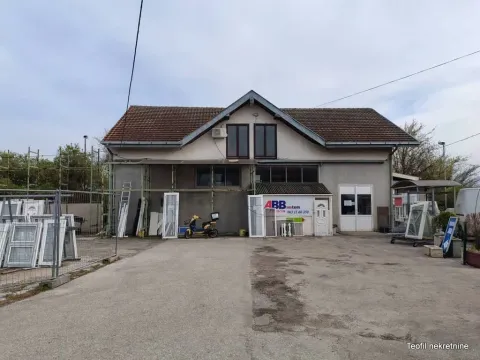 Rent, office space, 630m², Paraćin, Srbija - image 19