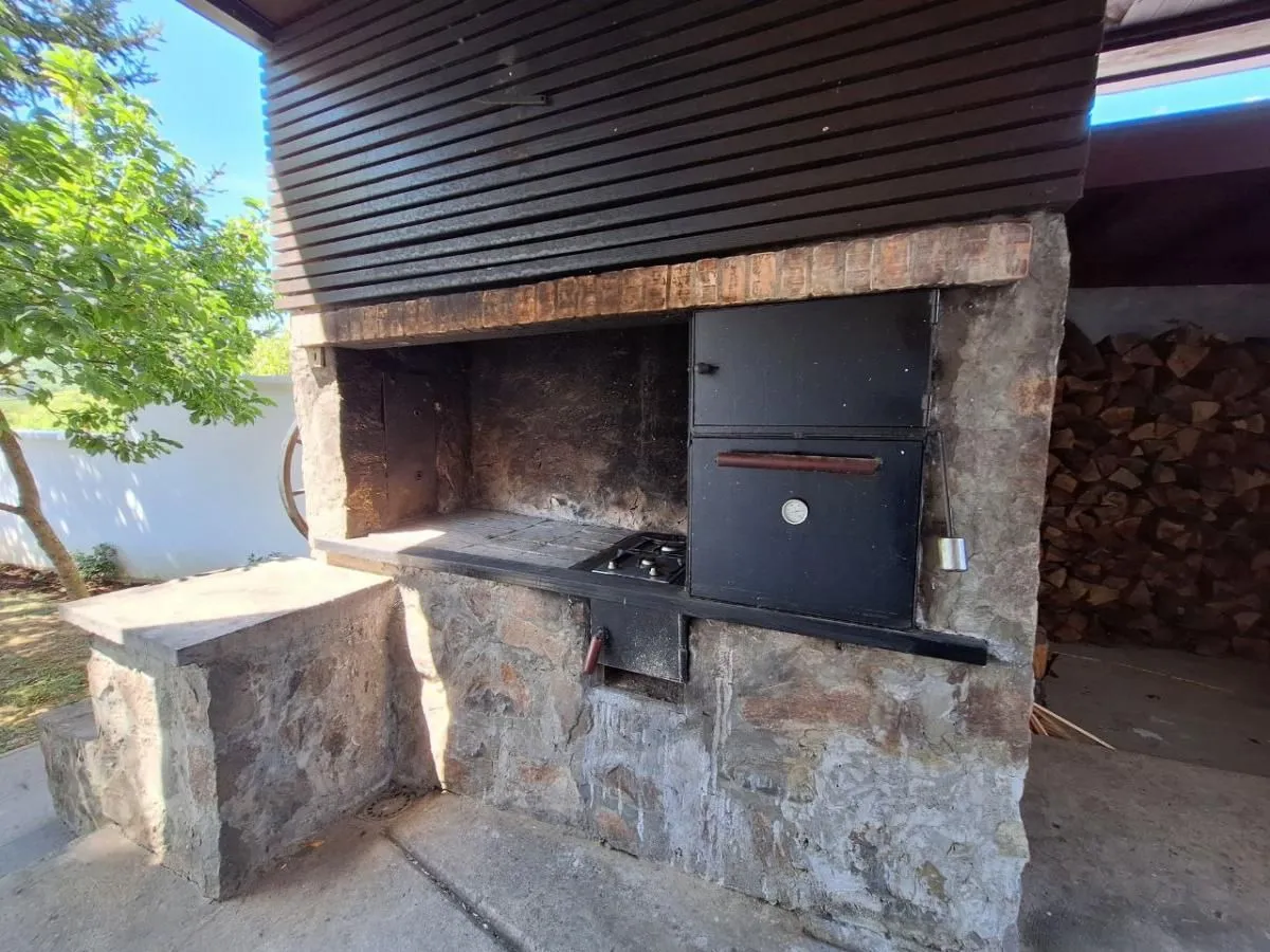 Sale, house, 253m², Banja Vrdnik, Irig