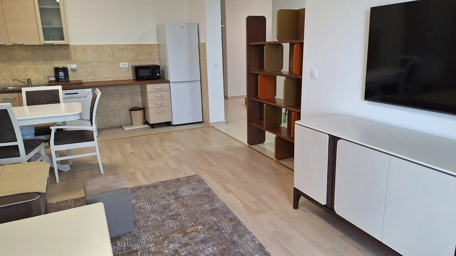 Prodaja, trosoban stan, 220m², Tivat, Crna Gora