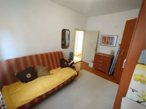 Izdavanje, jednosoban stan, 36m², Niš, Srbija - image 2