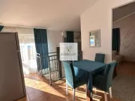 Izdavanje, trosoban stan, 95m², Lazi, Budva - image 7