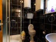 Izdavanje, kuća, 450m², Pod Goricom, Podgorica - image 12