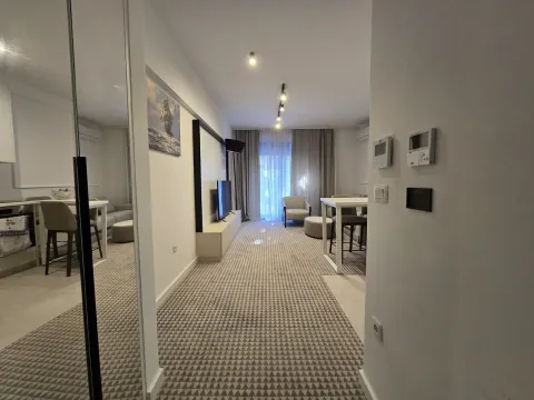 Prodaja, jednosoban stan, 74m², Centar, Budva - image 6