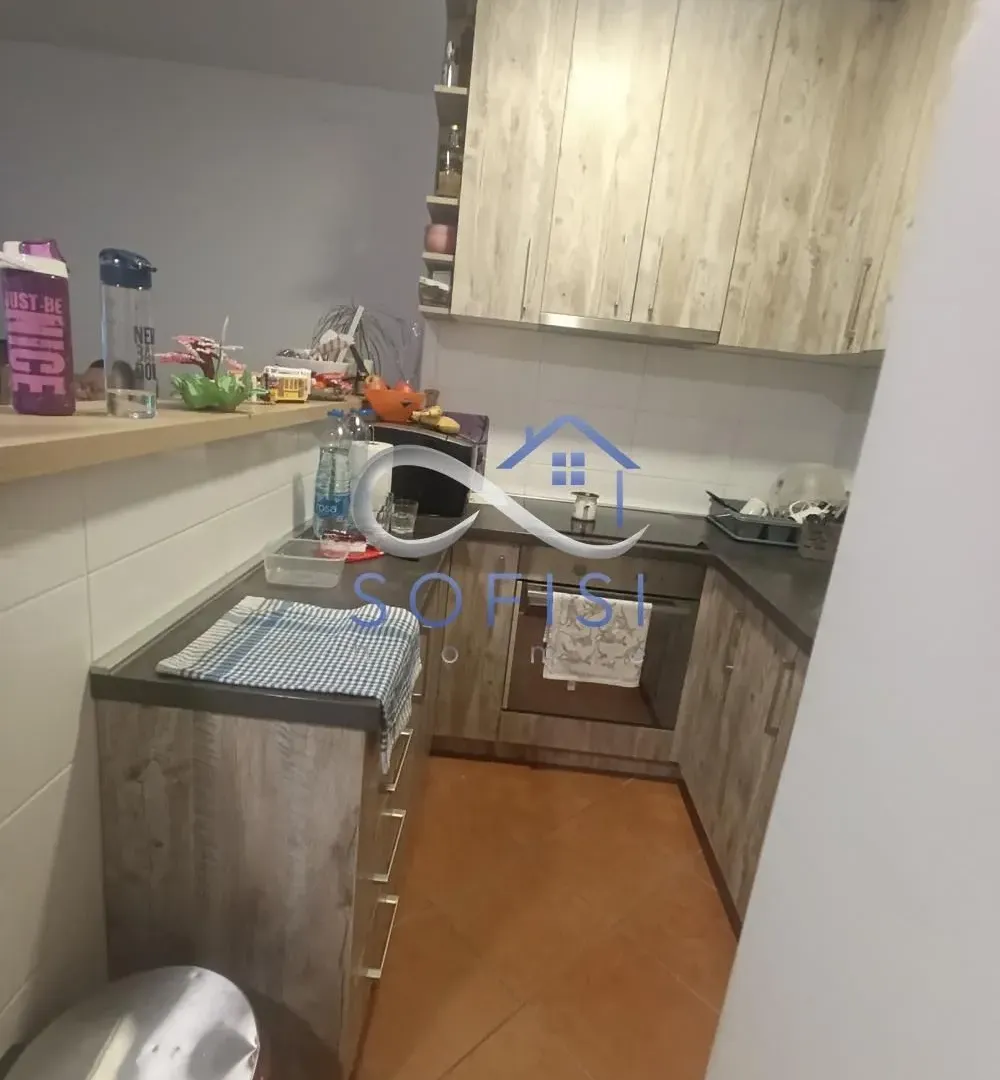 Izdavanje, jednosoban stan, 44m², Socijalno, Novi Sad Sve Podlokacije