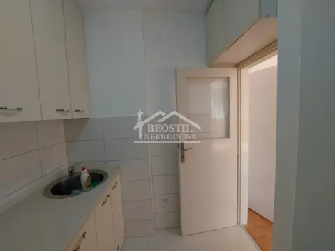 Izdavanje, trosoban stan, 65m², Novi Beograd Blok 21, Novi Beograd Sve Podlokacije - image 9