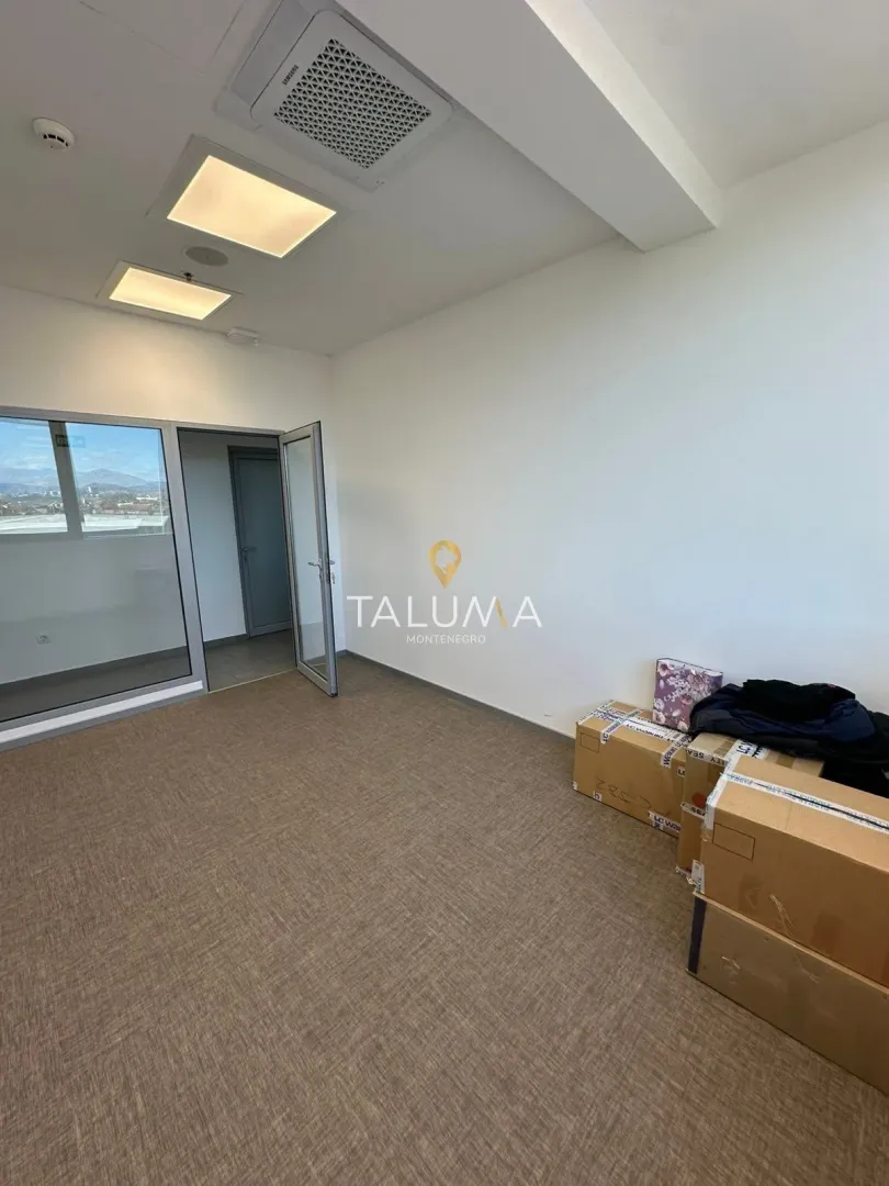 Rent, office space, 130m², Donja Gorica, Podgorica