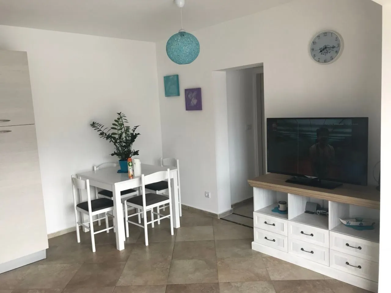 Izdavanje, jednosoban stan, 38m², Đenovići, Herceg Novi
