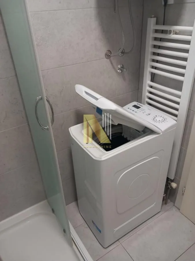 Prodaja, garsonjera, 25m², Grbavica, Novi Sad Sve Podlokacije