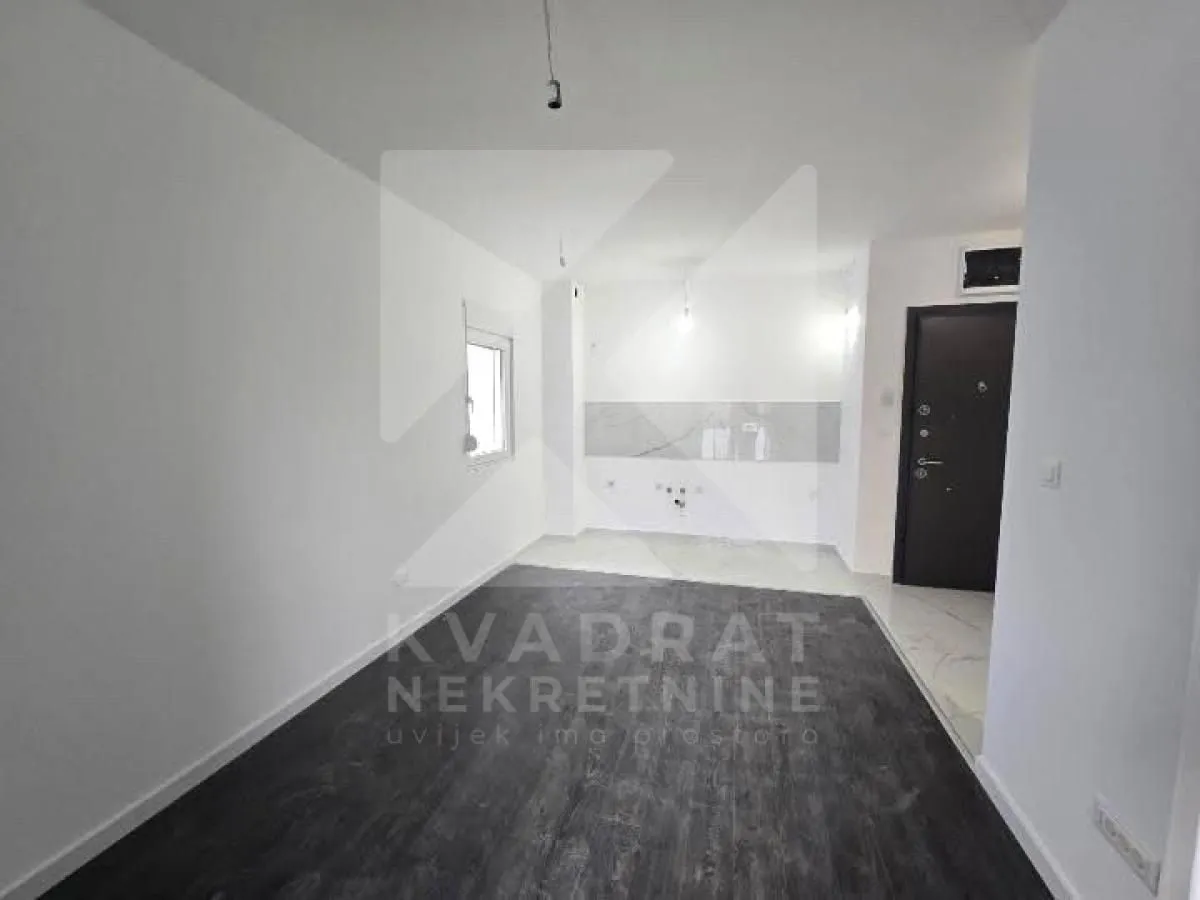 Izdavanje, garsonjera, 27m², Zabjelo, Podgorica