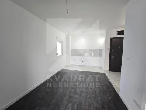 Izdavanje, garsonjera, 27m², Zabjelo, Podgorica - image 1