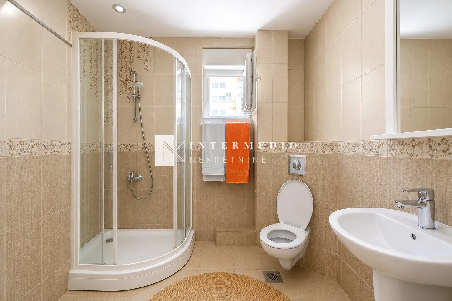 Prodaja, dvosoban stan, 93m², Topla, Herceg Novi