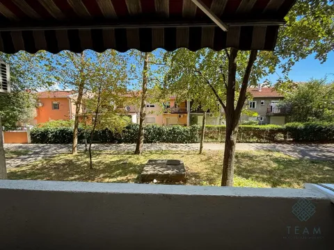 Prodaja, dvosoban stan, 72m², Stari Aerodrom, Podgorica - image 14