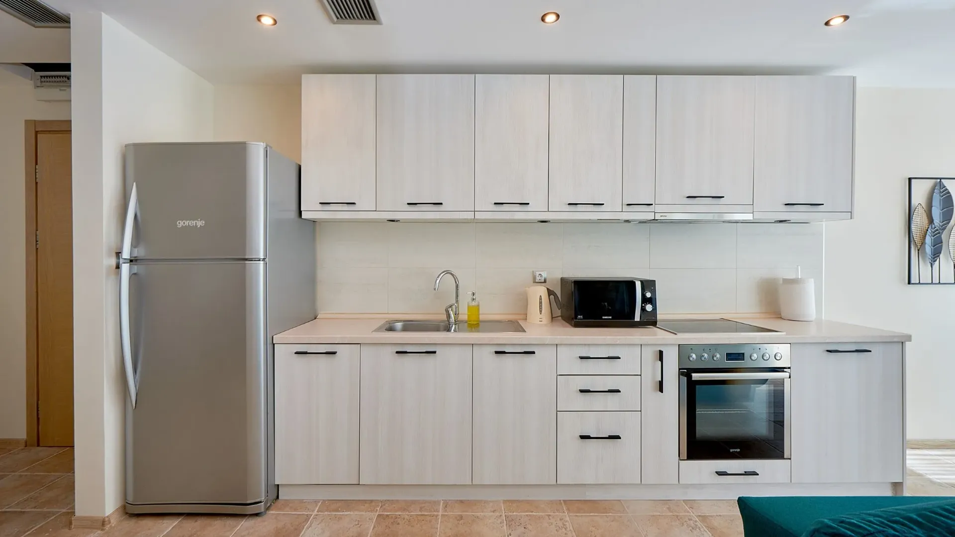 Sale, two bedroom apartment, 75m², Dobrota, Kotor