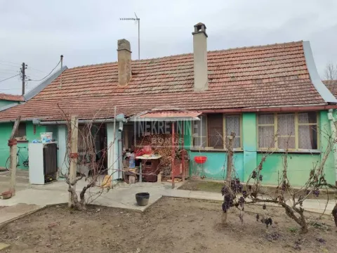 Kuća in Mali Bajmok