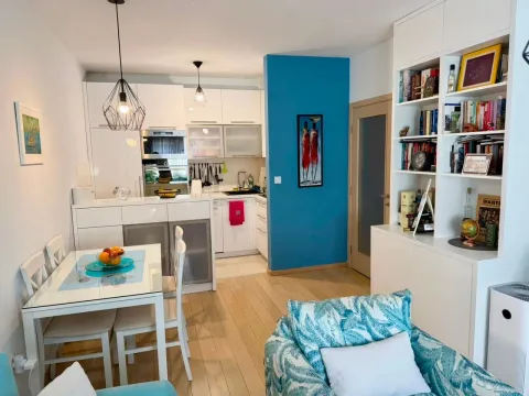 Rent, one bedroom apartment, 47m², City Kvart, Podgorica - image 2