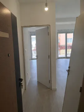 Prodaja, jednosoban stan, 56m², Lazi, Budva - image 3