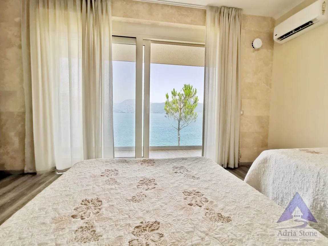 Prodaja, kuća, 185m², Krašići, Tivat