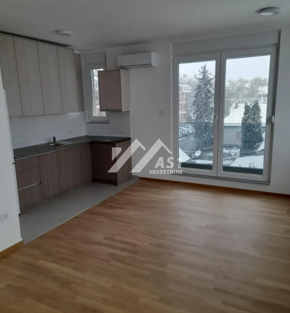 Izdavanje, dvosoban stan, 52m², Telep, Novi Sad Sve Podlokacije