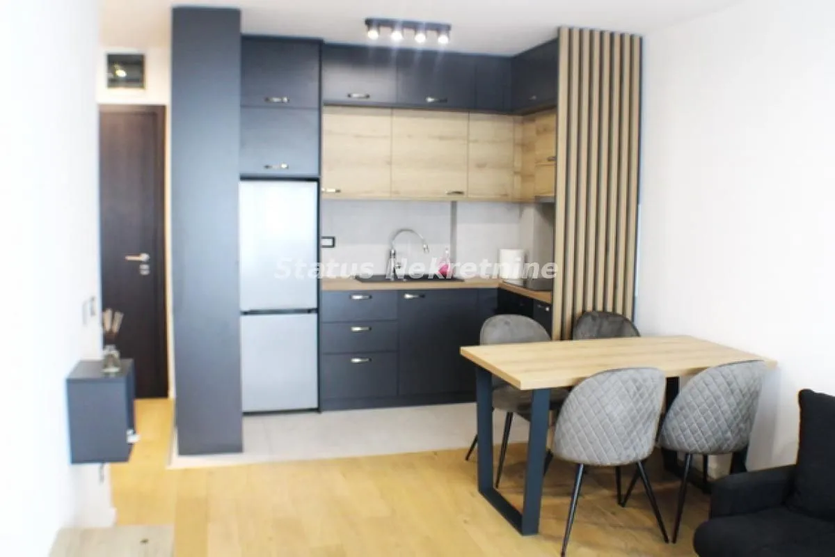 Izdavanje, jednosoban stan, 41m², Banatić, Novi Sad Sve Podlokacije