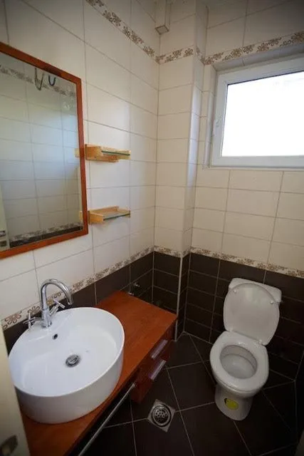 Sale, house, 450m², Utjeha, Bar