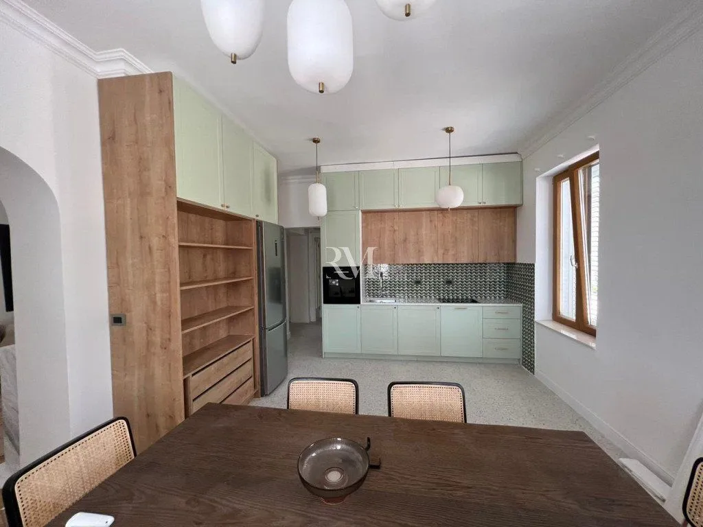Rent, three bedroom apartment, 97m², Centar, Tivat